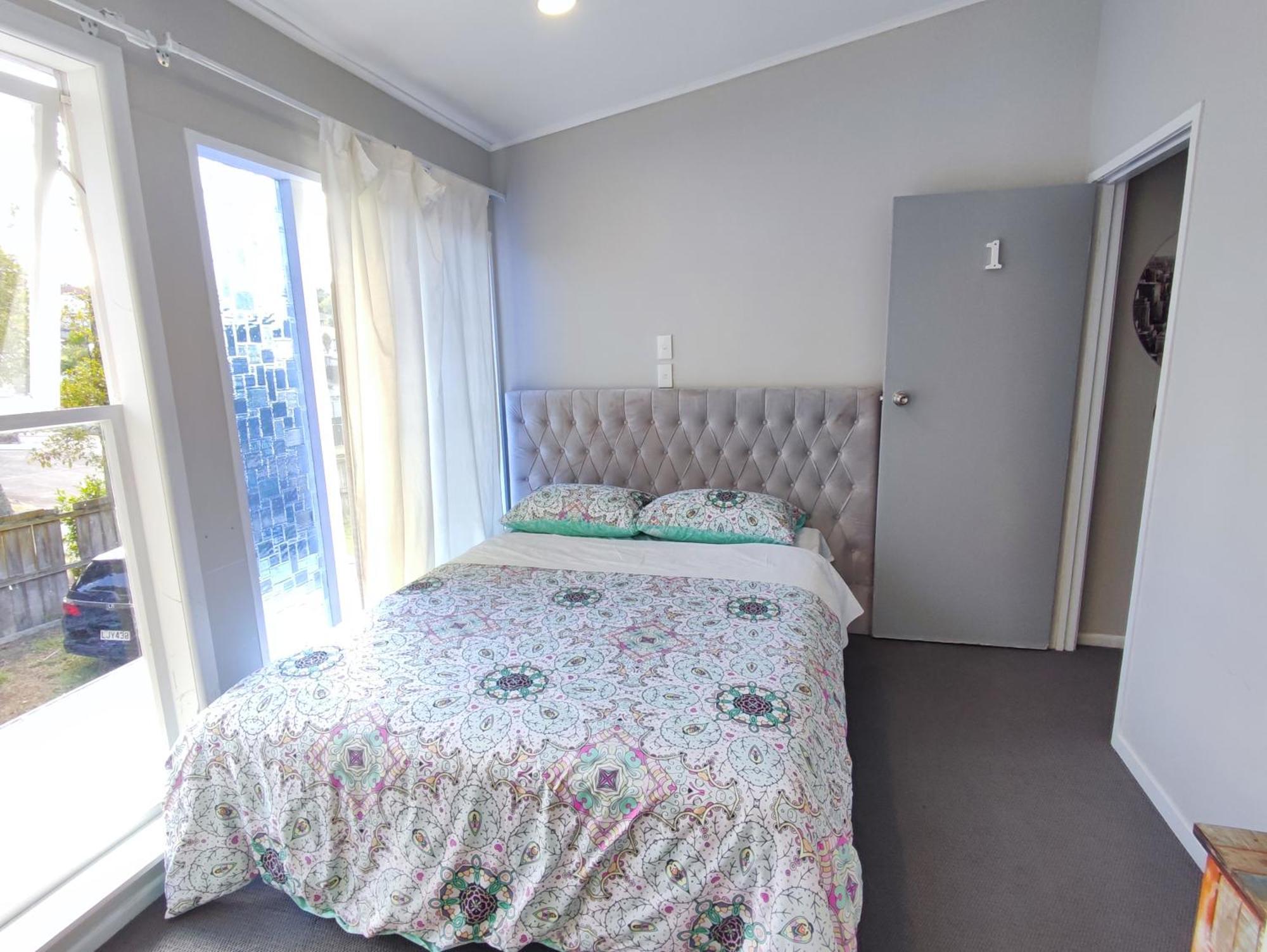 West Side Beautiful And Quiet Home Auckland Room photo
